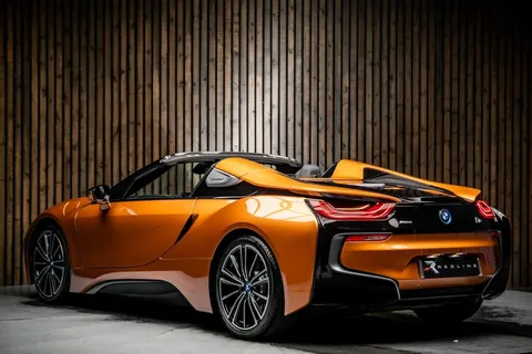 BMW i8 Roadster — photo 3 of 41