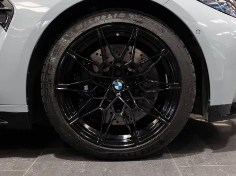 BMW M3 Competition Touring xDrive 4