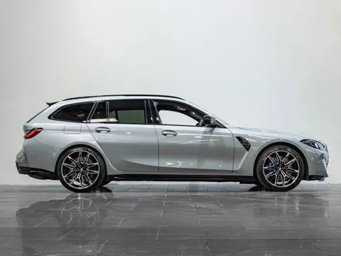 BMW M3 Competition Touring xDrive 3