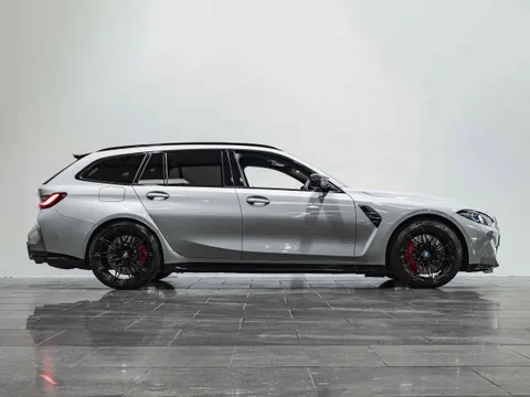 BMW M3 Competition Touring xDrive 4