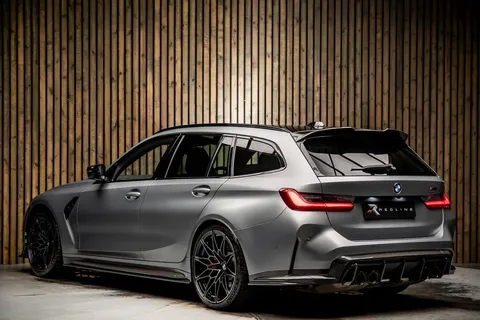 BMW M3 Competition Touring xDrive — photo 2 of 46