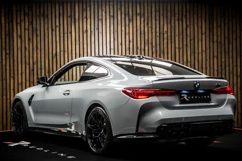 BMW M4 Competition xDrive 3