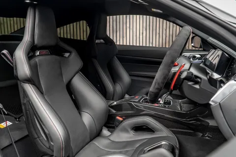 Bmw M4 CSL — photo 2 of 48