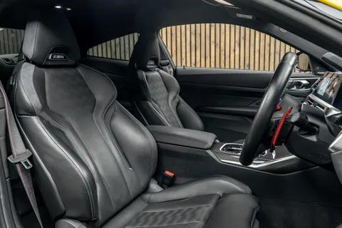 BMW M4 Competition xDrive — photo 2 of 47