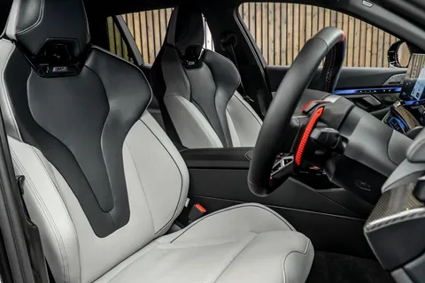 BMW M5 Touring — photo 2 of 49
