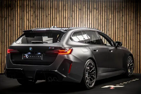 BMW M5 Touring — photo 4 of 49