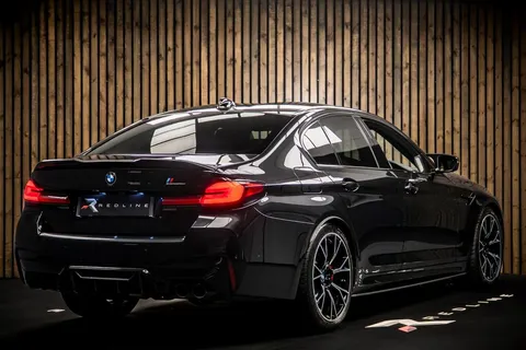 BMW M5 Competition 4