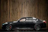 BMW M5 thumbnail
