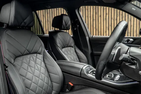 BMW X5 xDrive30d M Sport — photo 2 of 46