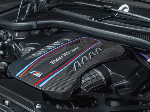 BMW X5 M Competition 2