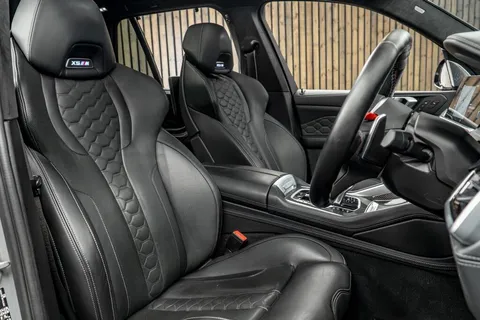 BMW X5 M Competition — photo 2 of 51
