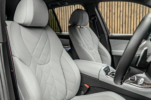 BMW X5 xDrive40d M Sport — photo 2 of 46