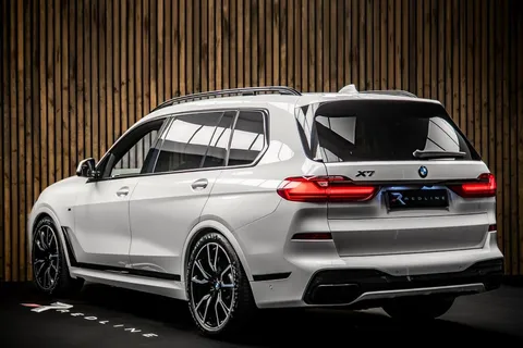 BMW X7 M Sport 4