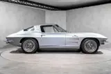 Chevrolet Corvette Sting Ray Split Window thumbnail