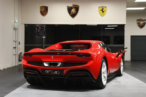 Ferrari 296 GTB 5