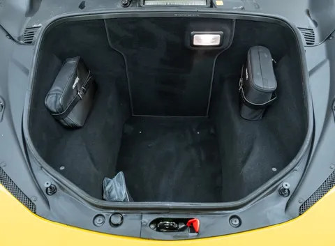 Ferrari 458 Italia — photo 2 of 36