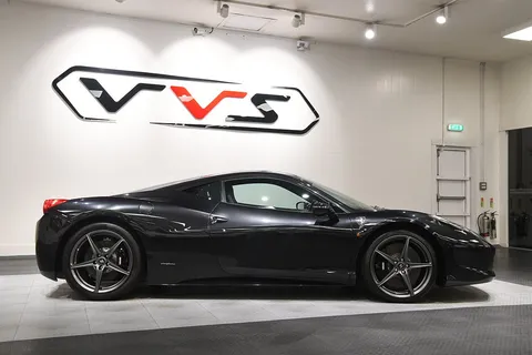 Ferrari 458 Italia 4