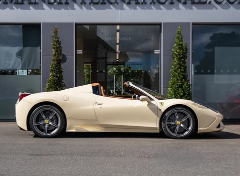 Ferrari 458 Speciale Aperta — photo 3 of 52