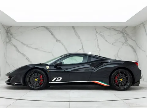 Ferrari 488 Pista Piloti — photo 3 of 43