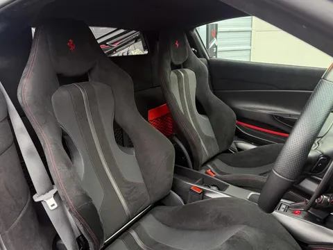 Ferrari 488 Pista — photo 3 of 3