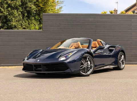 Ferrari 488 Spider — photo 3 of 62