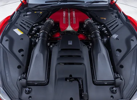Ferrari 812 Competizione — photo 2 of 60