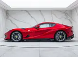 Ferrari 812 Competizione thumbnail