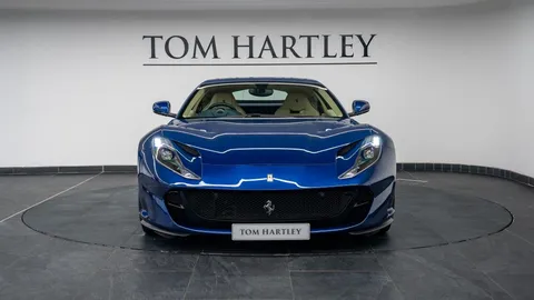 Ferrari 812 Superfast 2