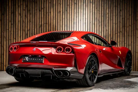 Ferrari 812 Superfast 4