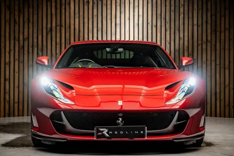 Ferrari 812 Superfast 5