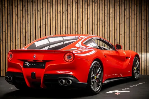 Ferrari F12 Berlinetta — photo 4 of 40