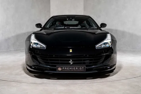 Ferrari GTC4 Lusso — photo 2 of 63