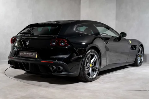 Ferrari GTC4 Lusso — photo 4 of 63