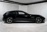 Ferrari GTC4 Lusso thumbnail