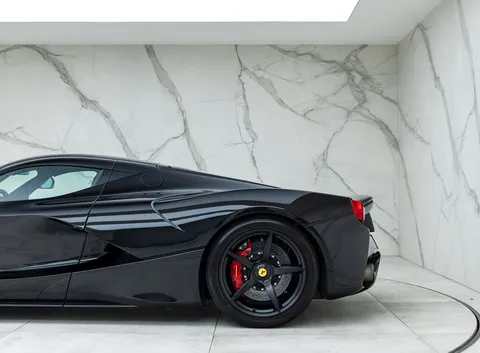 Ferrari LaFerrari — photo 2 of 24