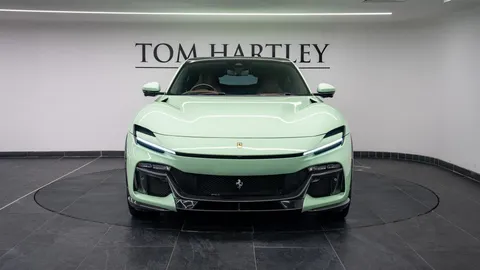 Ferrari Purosangue 2