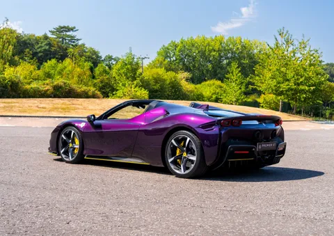 Ferrari SF90 Spider — photo 2 of 75