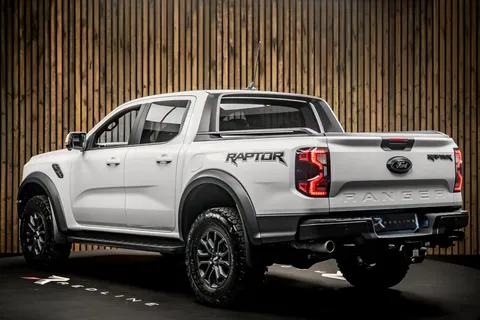Ford Ranger Raptor — photo 3 of 44