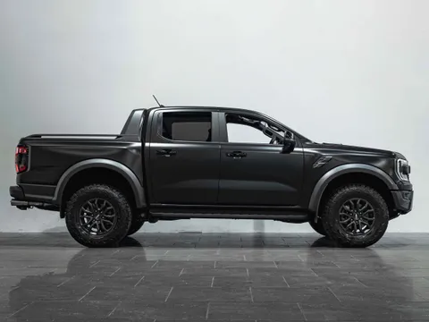 Ford Ranger Raptor — photo 3 of 13
