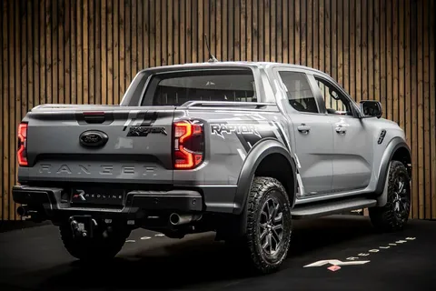 Ford Ranger Raptor 4