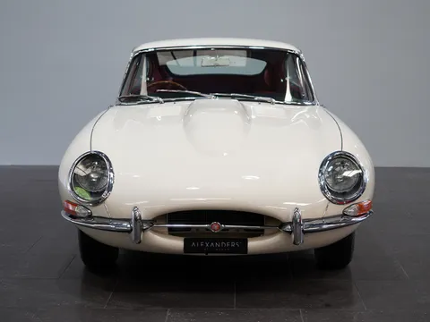 Jaguar E-Type Series 1 2