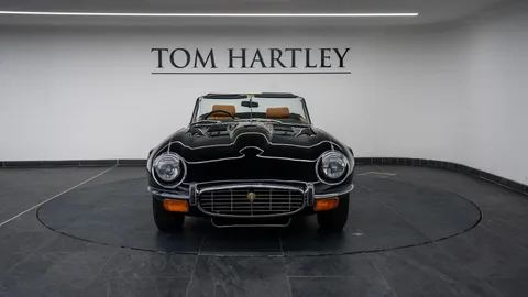 Jaguar E-Type Series III V12 Commemorative — photo 2 of 31