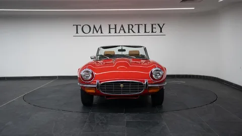 Jaguar E-Type Series III V12 — photo 2 of 27