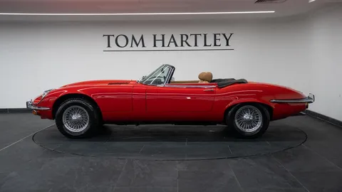 Jaguar E-Type Series III V12 — photo 4 of 27