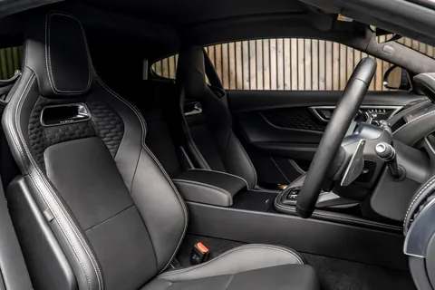 Jaguar F-Type V8 First Edition — photo 2 of 45