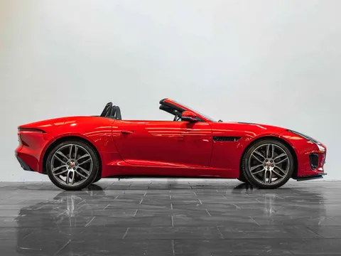 Jaguar F-Type R-Dynamic P380 — photo 4 of 14