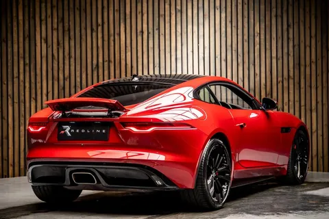 Jaguar F-Type R-Dynamic Plus — photo 4 of 46