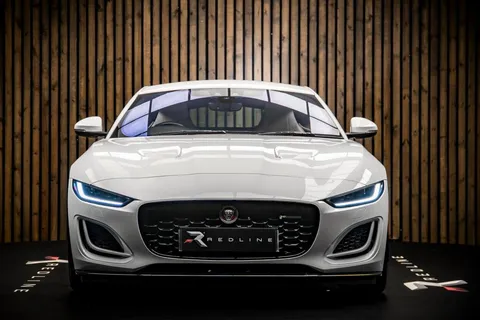 Jaguar F-Type R-Dynamic 5