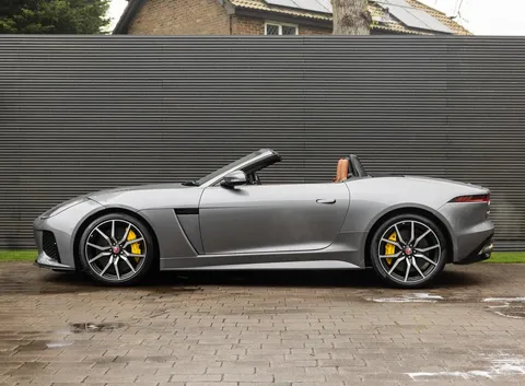 Jaguar F-Type SVR Convertible 4