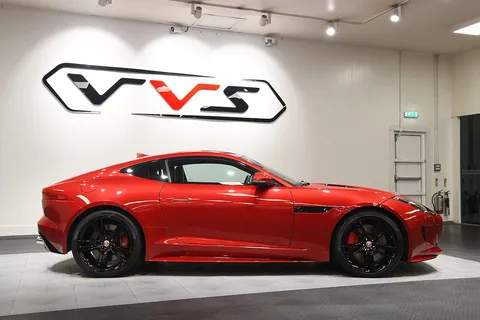 Jaguar F-Type V8 R — photo 4 of 44